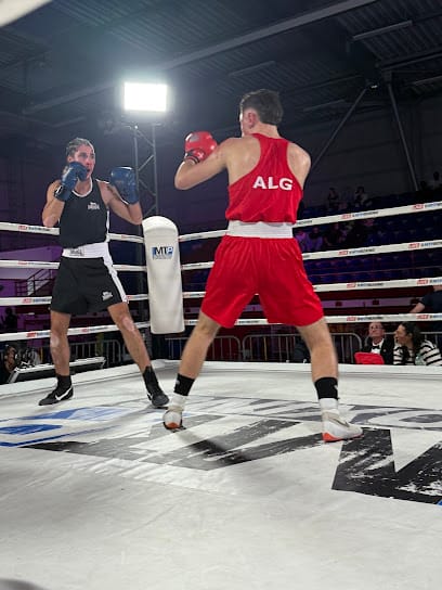 Boxeur du Star Gym Choisy le Roi à l'entraînement